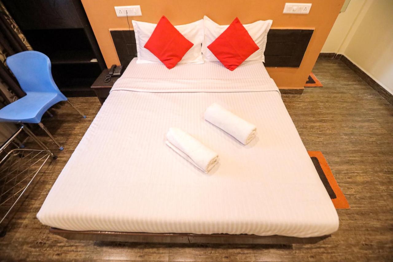 Hotel Sai Niwas Lonavala Eksteriør bilde